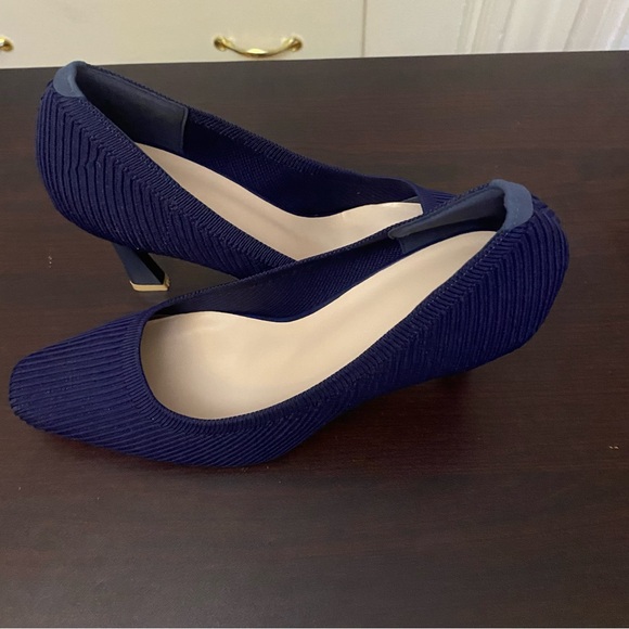 Women’s Shoes,Pumps pointed Toe, Slip On, Size 9 - Picture 1 of 13